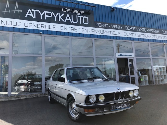 BMW BMW Série 5 E28 520I