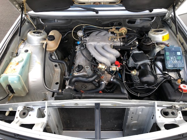BMW BMW Série 5 E28 520I
