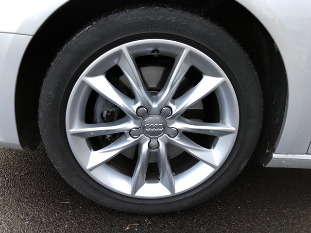 Audi Audi A3 III 1.8 TFSI 180ch Ambition