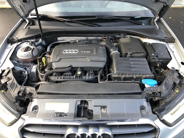 Audi Audi A3 III 1.8 TFSI 180ch Ambition