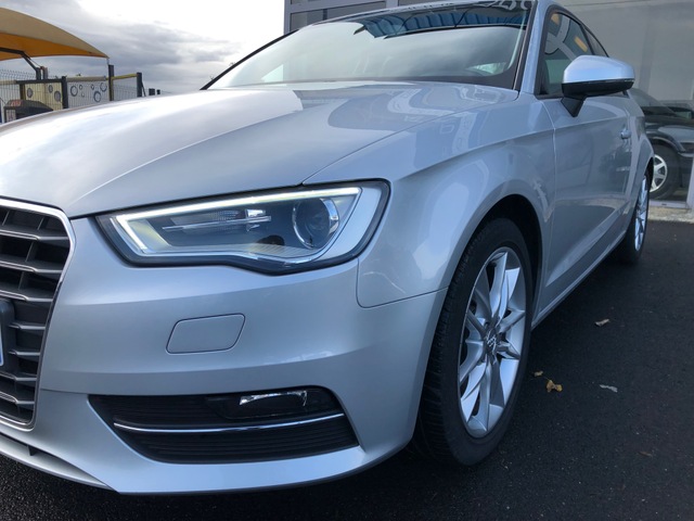 Audi Audi A3 III 1.8 TFSI 180ch Ambition