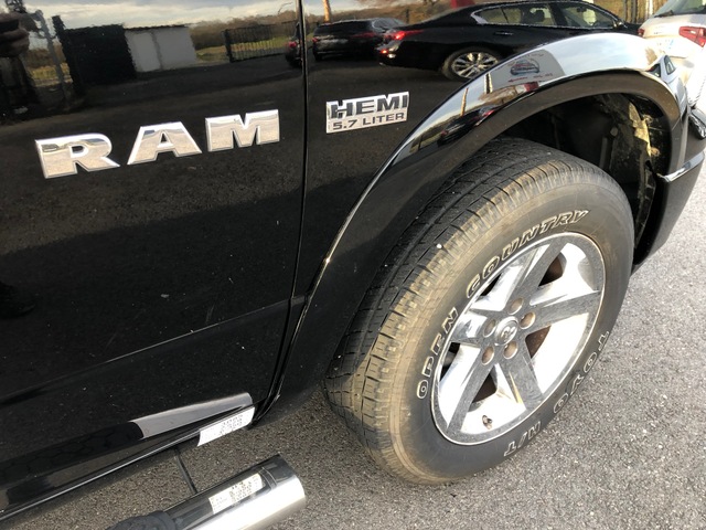Dodge RAM 1500 Crew Cab V8 Hemi 5.7